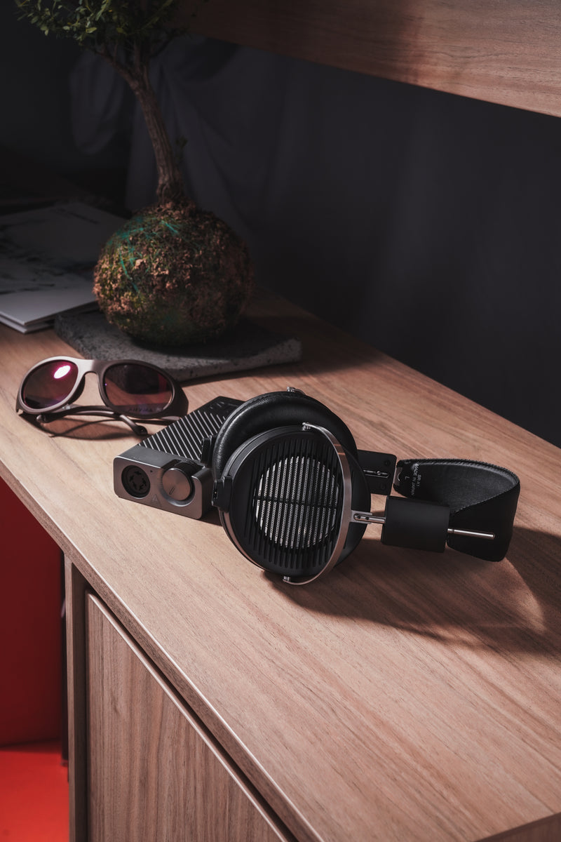 Bundle Set SR-X1 + SRM-D10 II – STAX Headphones Bundle Set SR-X1 + SRM-D10 II – STAX Headphones